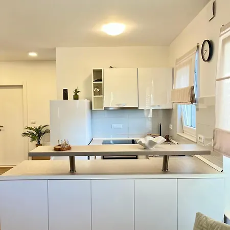 アパート A-lux Blato